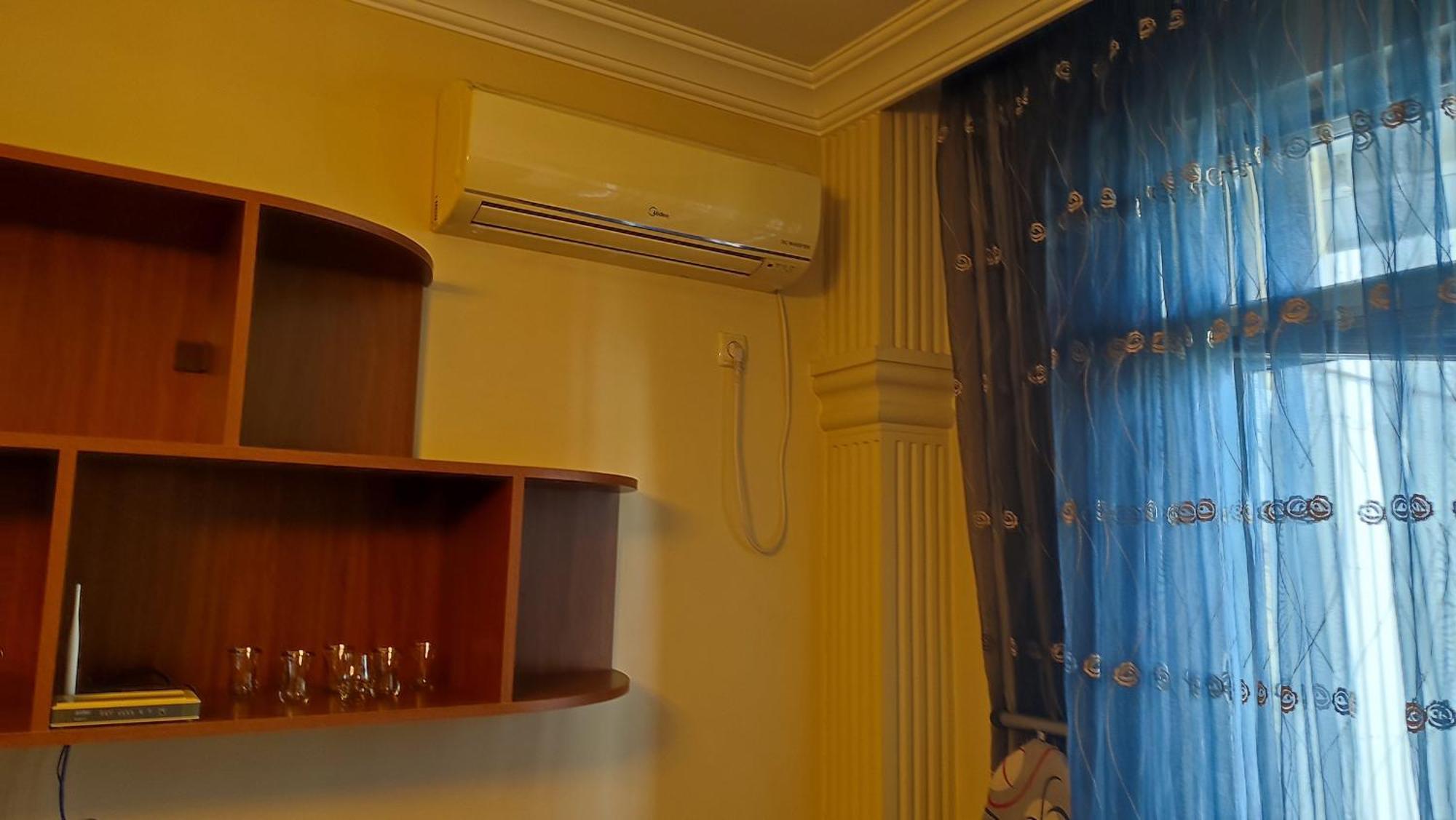 Gigi Apartments Batumi Exterior photo
